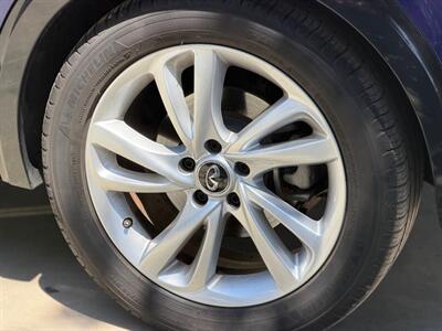 2017 INFINITI QX30 Premium   - Photo 45 - San Diego, CA 91977