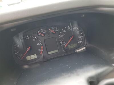 2002 Winnebago Rialta 22QD - Photo 4 - Chino Hills, CA 91709