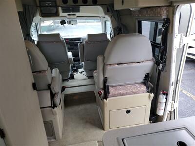 2002 Winnebago Rialta 22QD - Photo 20 - Chino Hills, CA 91709