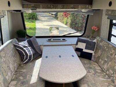 2001 Volkswagen EuroVan MV   - Photo 4 - Chino Hills, CA 91709
