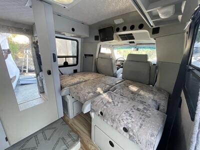 2002 Winnebago Rialta 22QD - Photo 6 - San Diego, CA 91977
