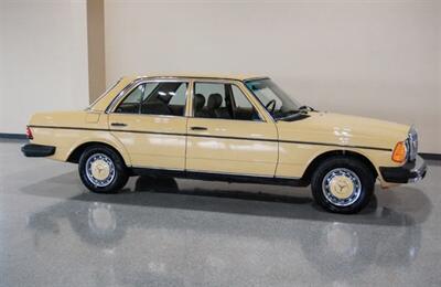 1982 Mercedes-Benz 240 D   - Photo 14 - Chino Hills, CA 91709