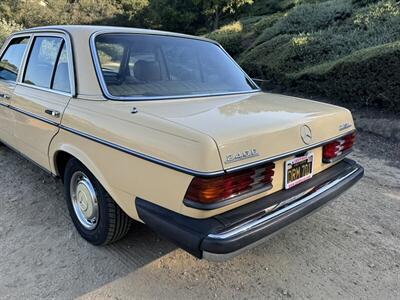 1982 Mercedes-Benz 240 D   - Photo 7 - Chino Hills, CA 91709