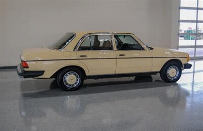 1982 Mercedes-Benz 240 D   - Photo 13 - Chino Hills, CA 91709