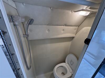 2006 Gulf Stream VISTA SPRINTER   - Photo 9 - Chino Hills, CA 91709