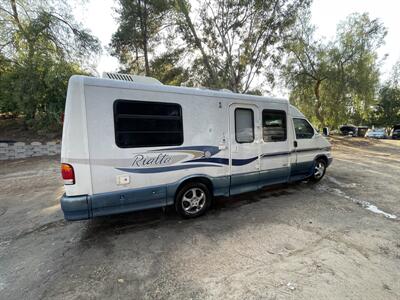 2004 Winnebago RIALTA 22QD   - Photo 34 - Chino Hills, CA 91709