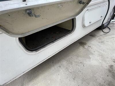 2002 Winnebago Vista 21B  Rialta - Photo 32 - Chino Hills, CA 91709