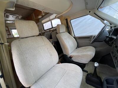 2002 Winnebago Vista 21B  Rialta - Photo 24 - Chino Hills, CA 91709