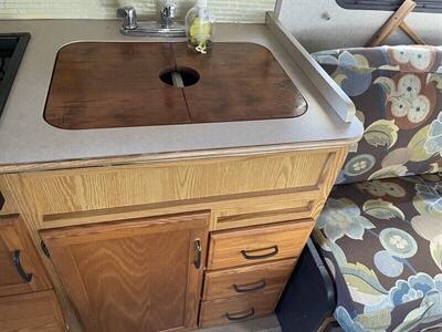 2002 Winnebago Vista 21B  Rialta - Photo 30 - Chino Hills, CA 91709