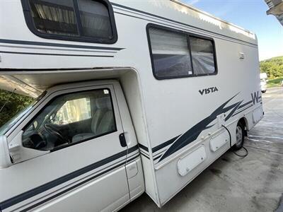 2002 Winnebago Vista 21B  Rialta - Photo 17 - Chino Hills, CA 91709