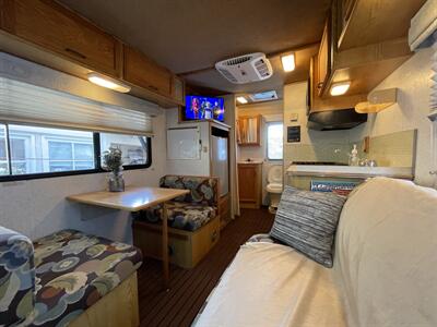 2002 Winnebago Vista 21B  Rialta - Photo 58 - Chino Hills, CA 91709