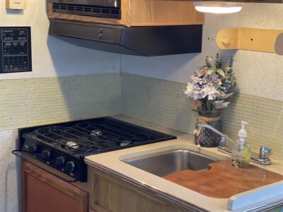 2002 Winnebago Vista 21B  Rialta - Photo 50 - Chino Hills, CA 91709