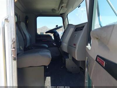2014 Kenworth CARGO T370   - Photo 5 - San Diego, CA 91977