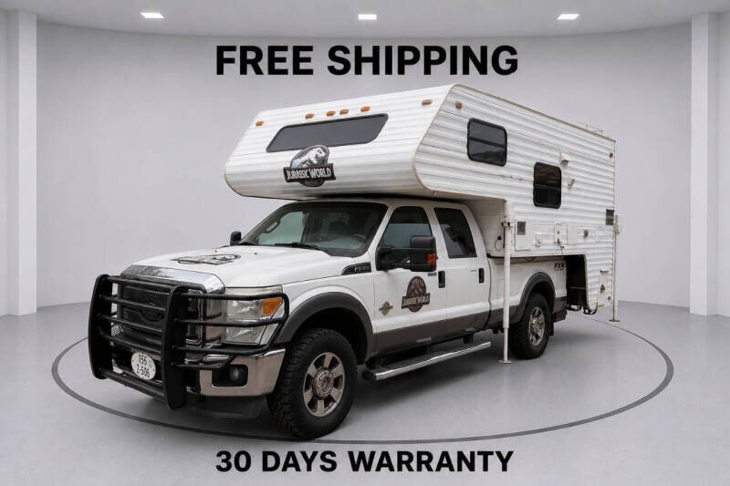 2013 Ford F-250 LANCE Camper  