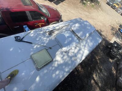 2000 Winnebago Rialta 22QD - Photo 22 - Brea, CA 92822