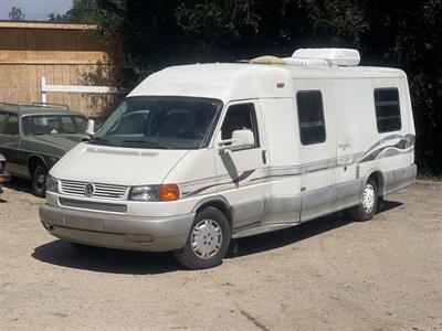 2000 Winnebago Rialta 22QD - Photo 1 - Brea, CA 92822
