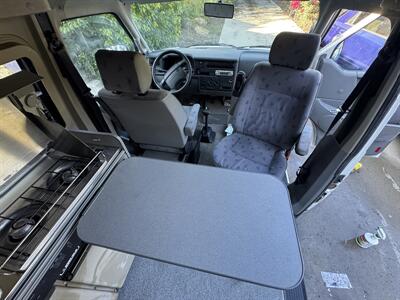 1999 WINNEBAGO EuroVan CAMPER   - Photo 41 - Chino Hills, CA 91709