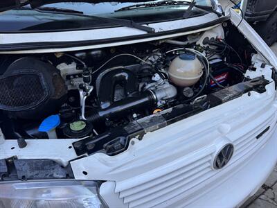 1999 WINNEBAGO EuroVan CAMPER   - Photo 34 - Chino Hills, CA 91709