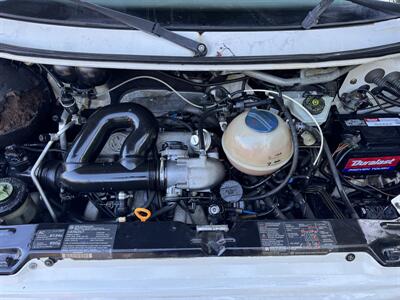 1999 WINNEBAGO EuroVan CAMPER   - Photo 13 - Chino Hills, CA 91709