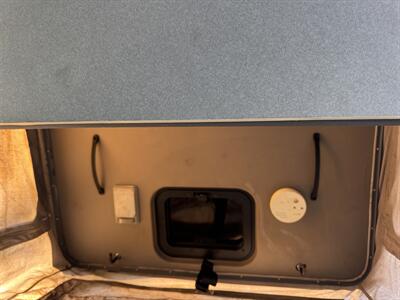 1999 WINNEBAGO EuroVan CAMPER   - Photo 31 - Chino Hills, CA 91709