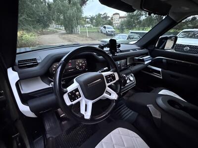 2022 Land Rover Defender 110 G4 CHALLENGE   - Photo 4 - Chino Hills, CA 91709