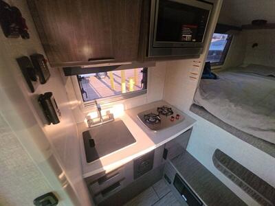 2022 LANCE 650 DIESEL NISSAN - Photo 2 - Chino Hills, CA 91709