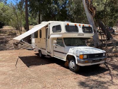 1987 Toyota Camper SUNRADER - Photo 2 - San Diego, CA 91977
