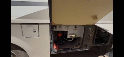 2003 Winnebago ADVENTURE 33V - Photo 61 - San Diego, CA 91977