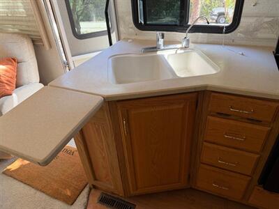 2003 Winnebago ADVENTURE 33V - Photo 32 - San Diego, CA 91977