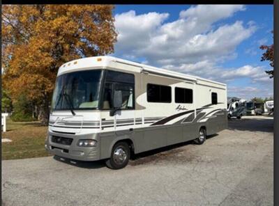 2003 Winnebago ADVENTURE 33V - Photo 2 - San Diego, CA 91977