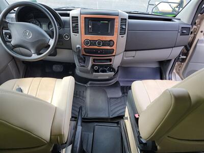 2013 Roadtrek SS AGILE 19 ft Sprinter   - Photo 14 - Brea, CA 92822