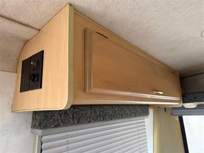2000 Winnebago Rialta 22 - Photo 70 - San Diego, CA 91977