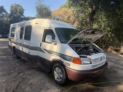2000 Winnebago Rialta 22 - Photo 16 - San Diego, CA 91977