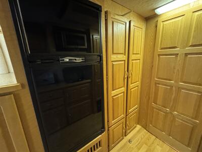 2004 BORN FREE 26RB - Photo 33 - Chino Hills, CA 91709