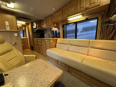 2004 BORN FREE 26RB - Photo 3 - Chino Hills, CA 91709