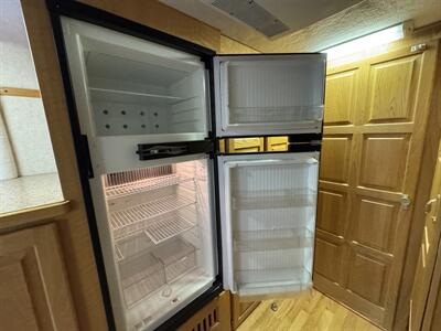 2004 BORN FREE 26RB - Photo 8 - Chino Hills, CA 91709