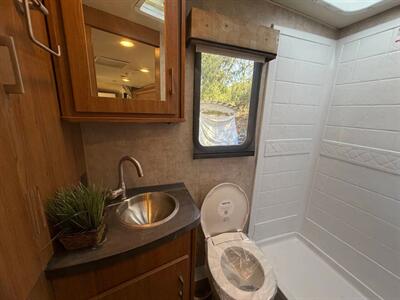 2014 Winnebago VIEW 24M   - Photo 7 - San Diego, CA 91977