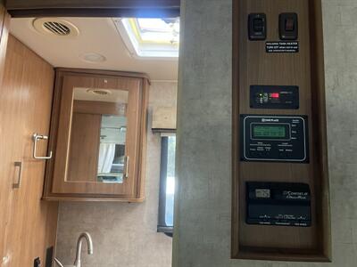 2014 Winnebago VIEW 24M   - Photo 50 - Brea, CA 92822