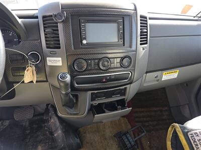 2014 Winnebago VIEW 24M   - Photo 21 - Brea, CA 92822