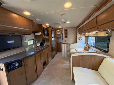 2014 Winnebago VIEW 24M   - Photo 73 - San Diego, CA 91977