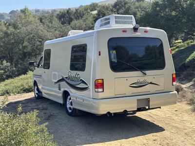 2002 Winnebago Rialta 22QD   - Photo 7 - Chino Hills, CA 91709