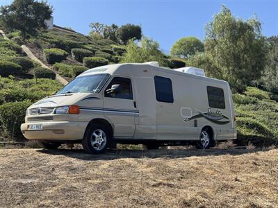 2002 Winnebago Rialta 22QD   - Photo 3 - Chino Hills, CA 91709