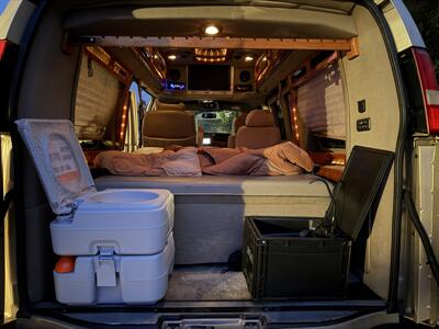2006 GMC SAVANA TRAVEL Camper - Photo 7 - San Diego, CA 91977