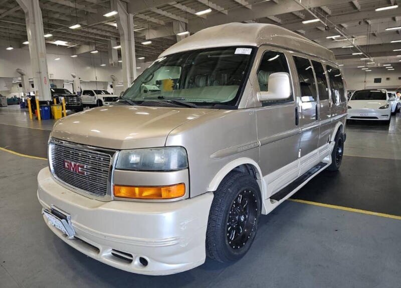 2006 GMC SAVANA TRAVEL  