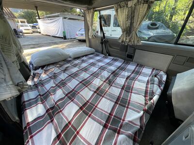 1993 WINNEBAGO WESTFALIA CAMPER   - Photo 24 - Chino Hills, CA 91709