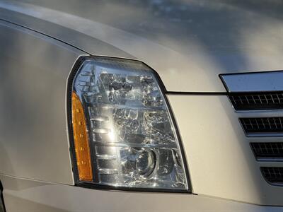 2009 Cadillac Escalade ESV   - Photo 40 - Chino Hills, CA 91709