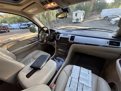2009 Cadillac Escalade ESV   - Photo 2 - Chino Hills, CA 91709
