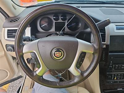 2009 Cadillac Escalade ESV   - Photo 16 - Chino Hills, CA 91709