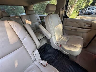 2009 Cadillac Escalade ESV   - Photo 7 - Chino Hills, CA 91709