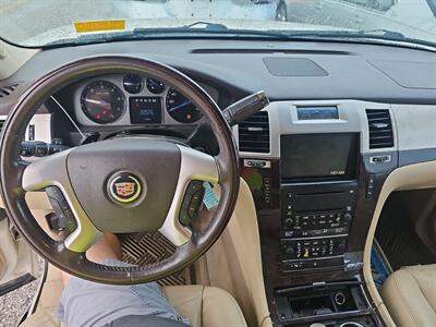 2009 Cadillac Escalade ESV   - Photo 8 - Chino Hills, CA 91709